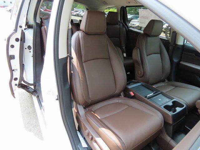 Thumbnail: 2026 Honda Odyssey - 12