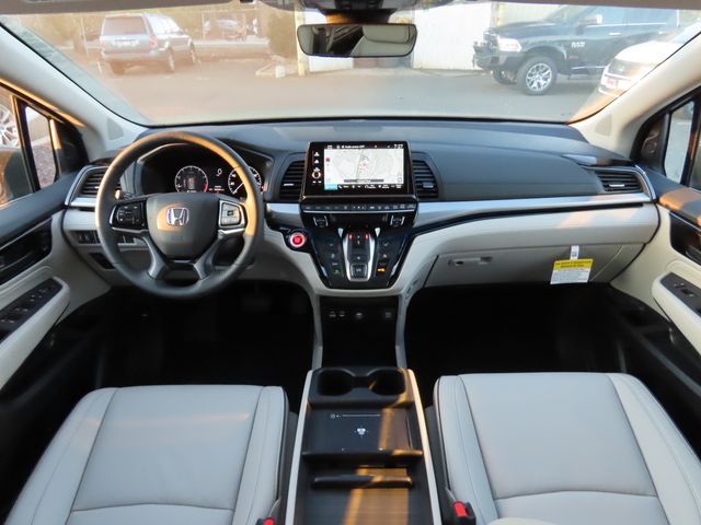 Thumbnail: 2026 Honda Odyssey - 9