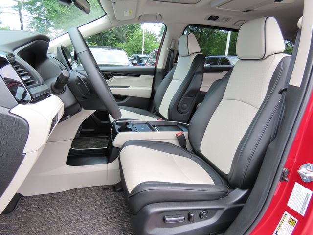 Thumbnail: 2026 Honda Odyssey - 11