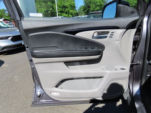 Thumbnail: 2021 Honda Pilot - 25