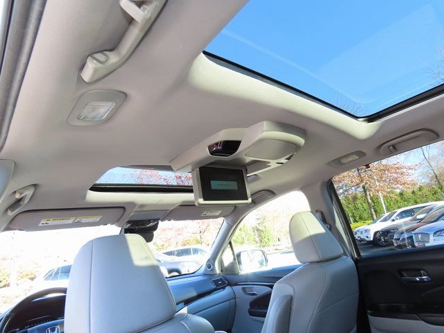 Thumbnail: 2021 Honda Pilot - 25