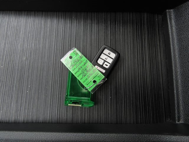 Thumbnail: 2022 Honda Pilot - 18