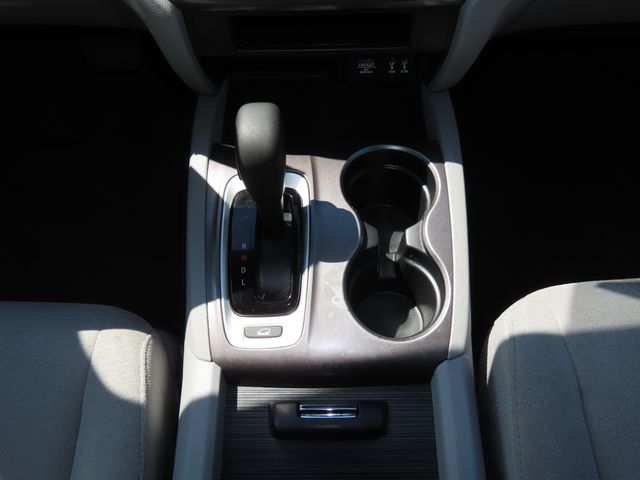 Thumbnail: 2016 Honda Pilot - 15