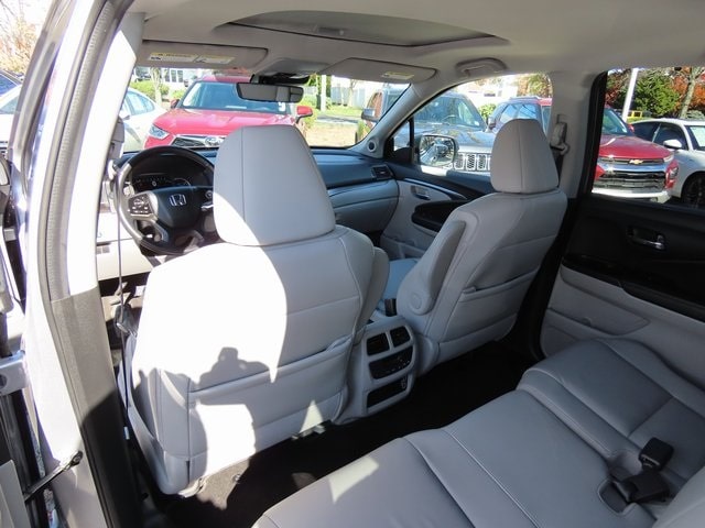 Thumbnail: 2022 Honda Pilot - 23