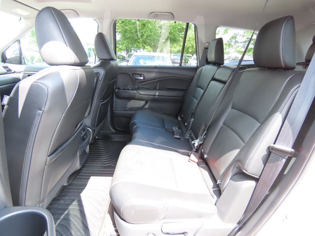 Thumbnail: 2019 Honda Pilot - 12