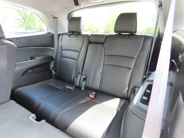 Thumbnail: 2019 Honda Pilot - 22