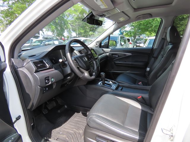Thumbnail: 2019 Honda Pilot - 10