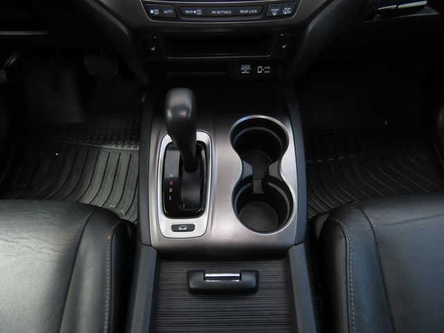 Thumbnail: 2019 Honda Pilot - 14