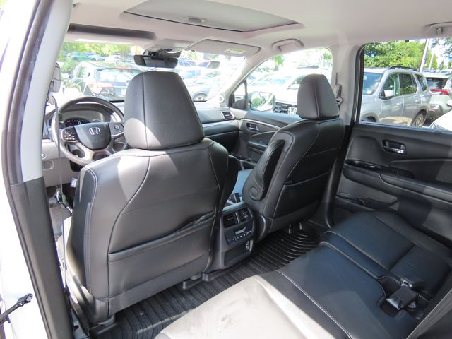 Thumbnail: 2019 Honda Pilot - 23