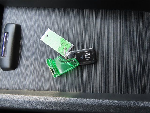 Thumbnail: 2021 Honda Pilot - 17