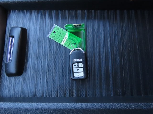 Thumbnail: 2022 Honda Passport - 18