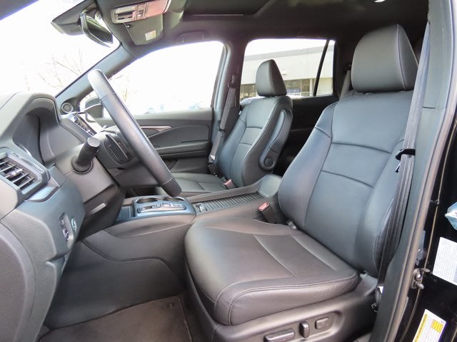 Thumbnail: 2023 Honda Passport - 12