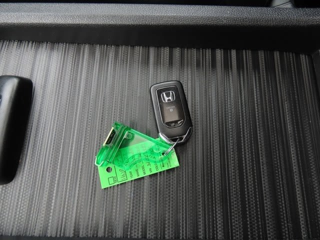 Thumbnail: 2022 Honda Passport - 19