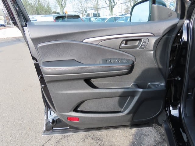 Thumbnail: 2022 Honda Passport - 22