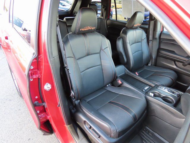 Thumbnail: 2022 Honda Passport - 23