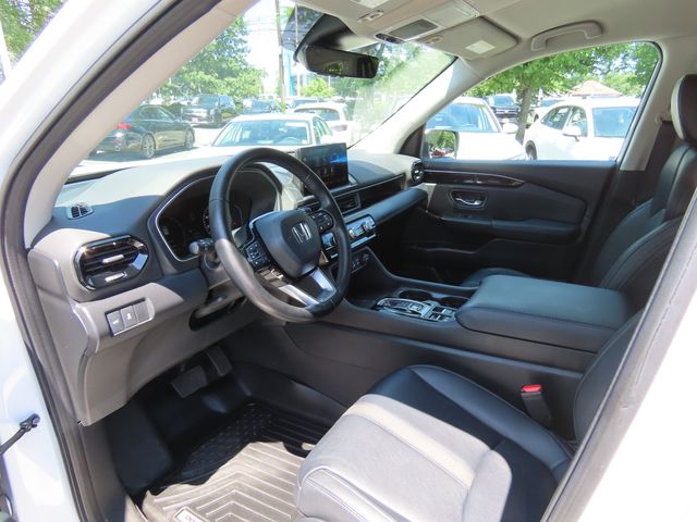 Thumbnail: 2023 Honda Pilot - 2