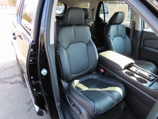 Thumbnail: 2025 Honda Pilot - 25