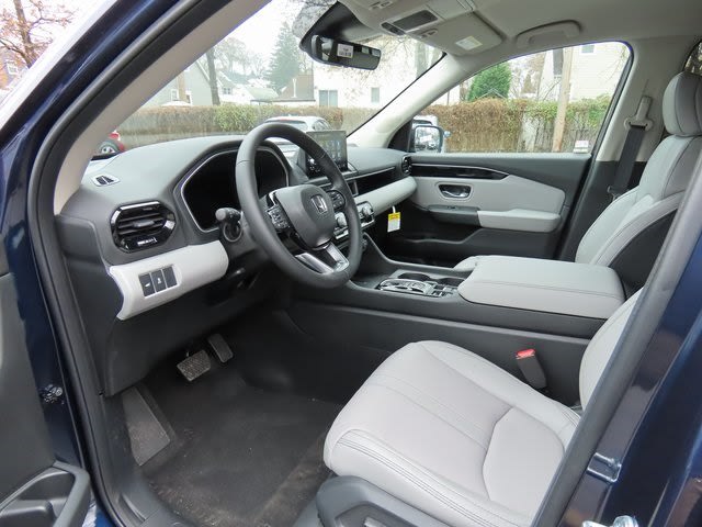 Thumbnail: 2025 Honda Pilot - 2