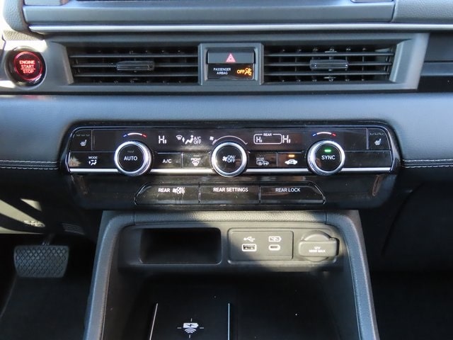 Thumbnail: 2024 Honda Pilot - 25