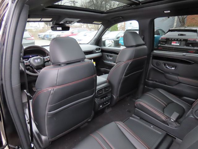 Thumbnail: 2026 Honda Pilot - 21