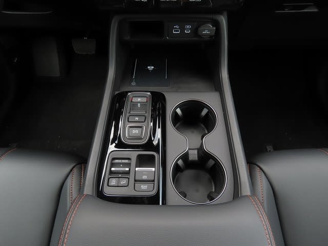 Thumbnail: 2025 Honda Pilot - 16