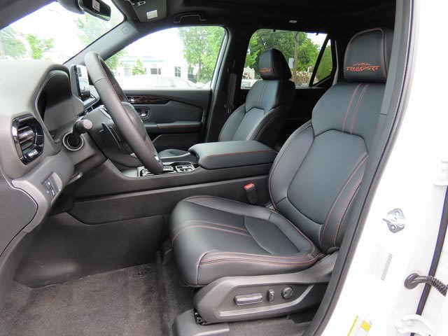 Thumbnail: 2025 Honda Pilot - 11