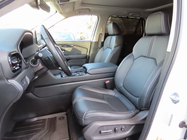 Thumbnail: 2025 Honda Pilot - 12