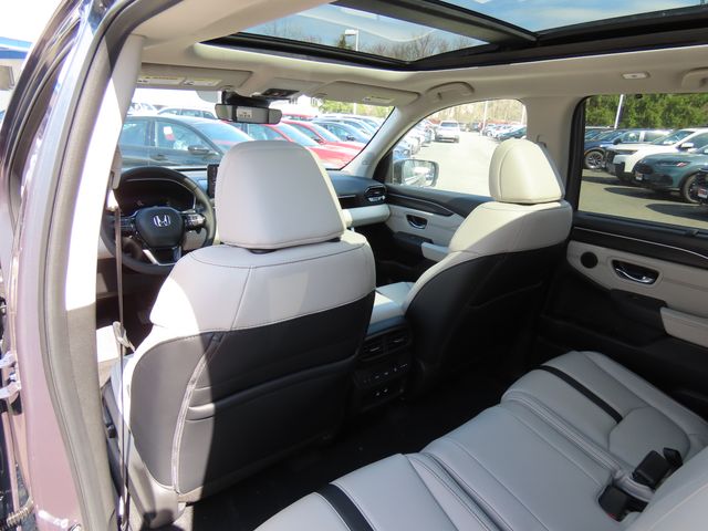 Thumbnail: 2026 Honda Pilot - 21