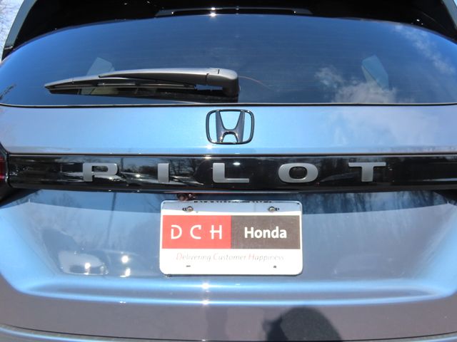 Thumbnail: 2026 Honda Pilot - 7