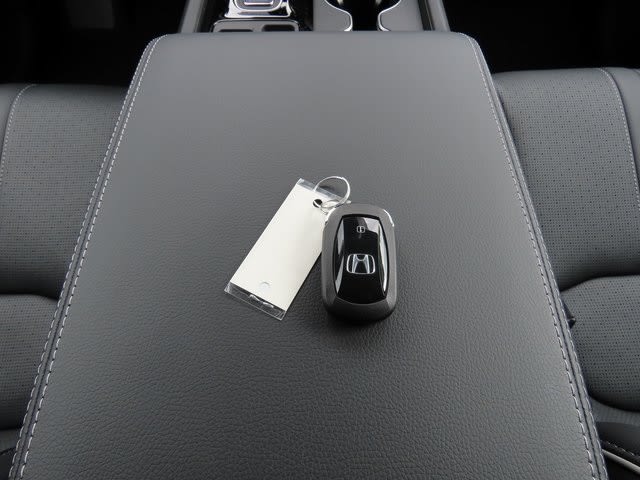 Thumbnail: 2025 Honda Pilot - 18