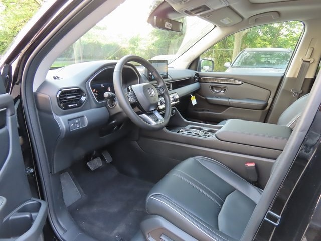 Thumbnail: 2025 Honda Pilot - 2