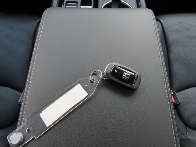 Thumbnail: 2025 Honda Pilot - 18