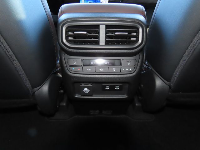 Thumbnail: 2026 Honda Pilot - 32