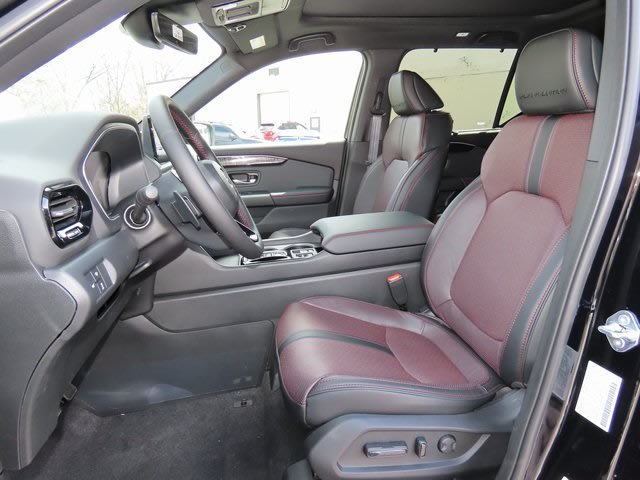 Thumbnail: 2025 Honda Pilot - 18