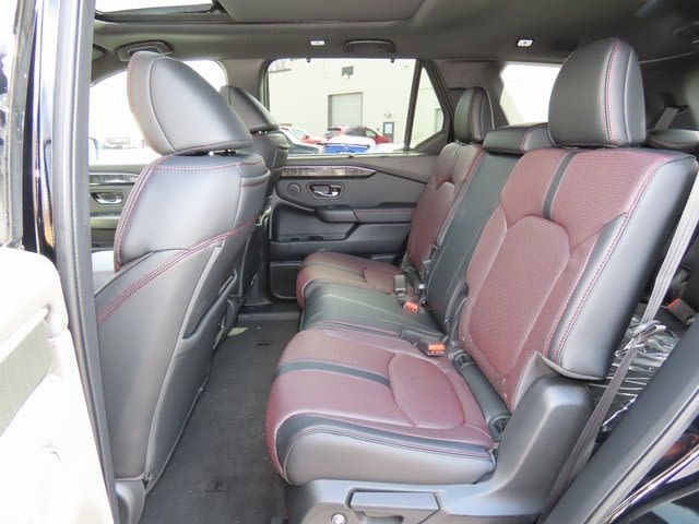 Thumbnail: 2025 Honda Pilot - 12