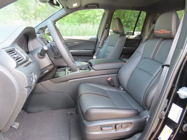 Thumbnail: 2025 Honda Ridgeline - 12