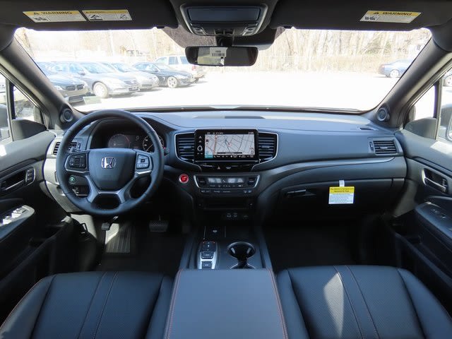 Thumbnail: 2025 Honda Ridgeline - 2