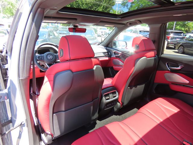 Thumbnail: 2025 Acura RDX - 22