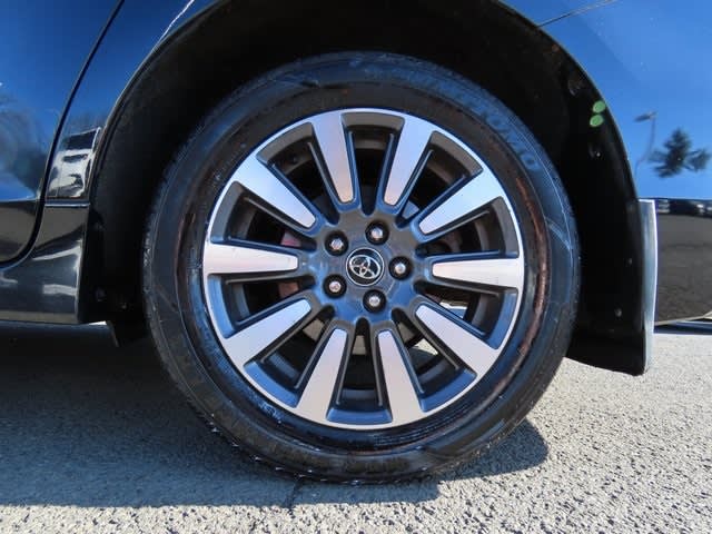 2018 Toyota Sienna XLE 6