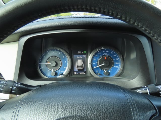 Thumbnail: 2019 Toyota Sienna - 17