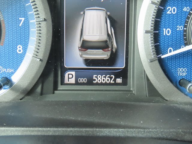 Thumbnail: 2019 Toyota Sienna - 30