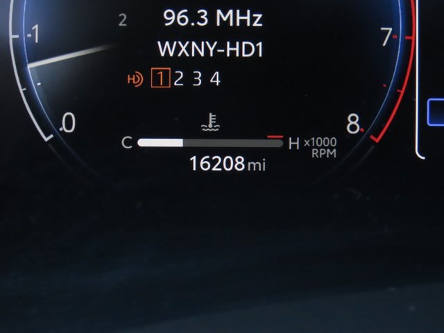 Thumbnail: 2024 Toyota Highlander - 32