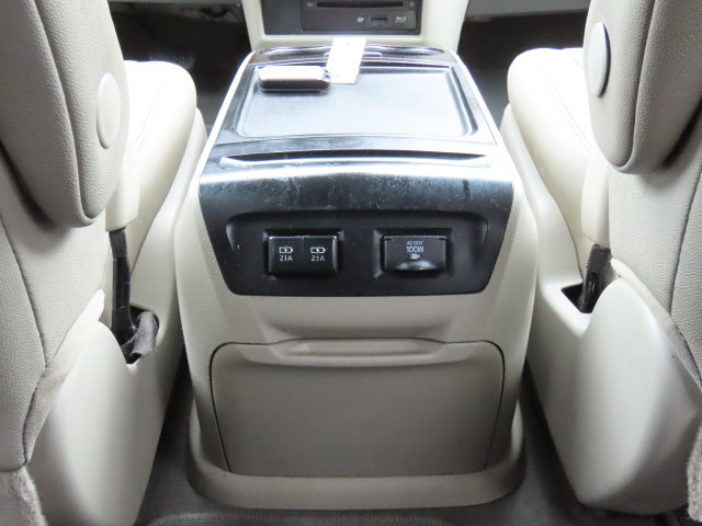 Thumbnail: 2019 Toyota Sienna - 27