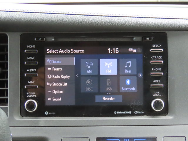 Thumbnail: 2019 Toyota Sienna - 24