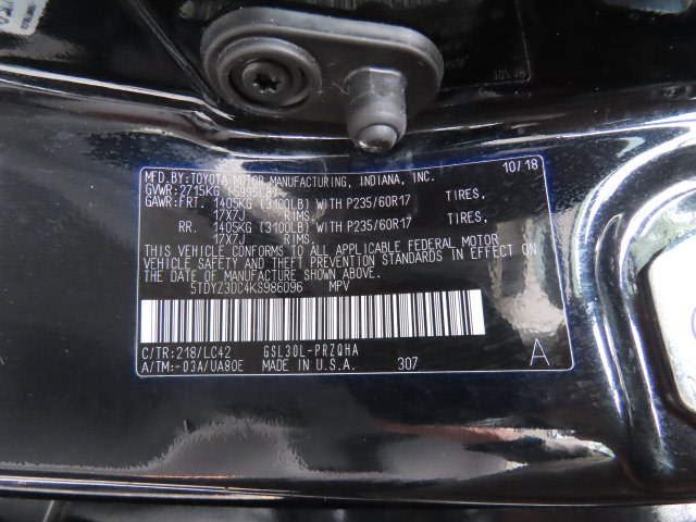 Thumbnail: 2019 Toyota Sienna - 17