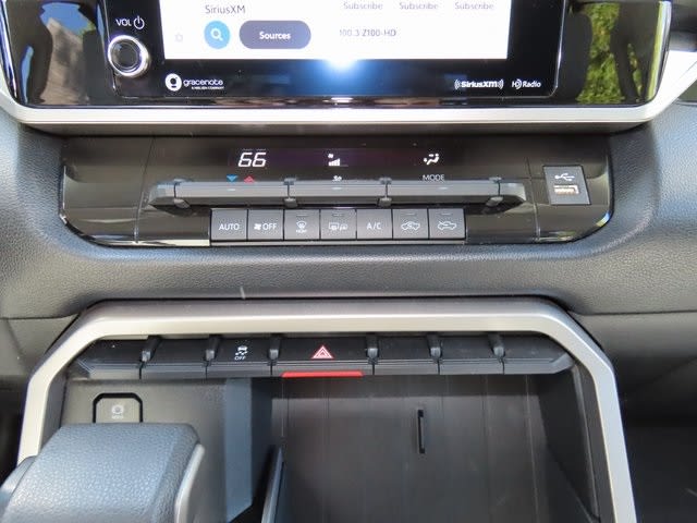 Thumbnail: 2022 Toyota Tundra - 23