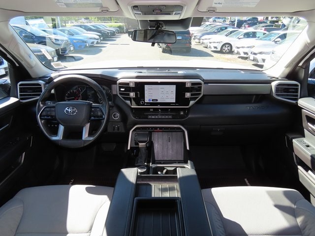 Thumbnail: 2022 Toyota Tundra - 9