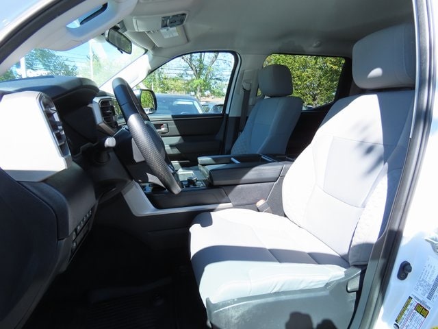 Thumbnail: 2022 Toyota Tundra - 10