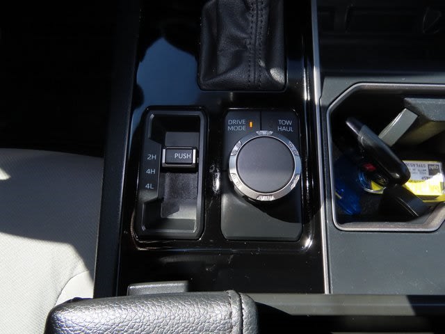 Thumbnail: 2022 Toyota Tundra - 24