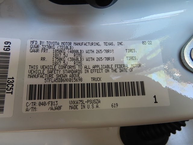 Thumbnail: 2022 Toyota Tundra - 18